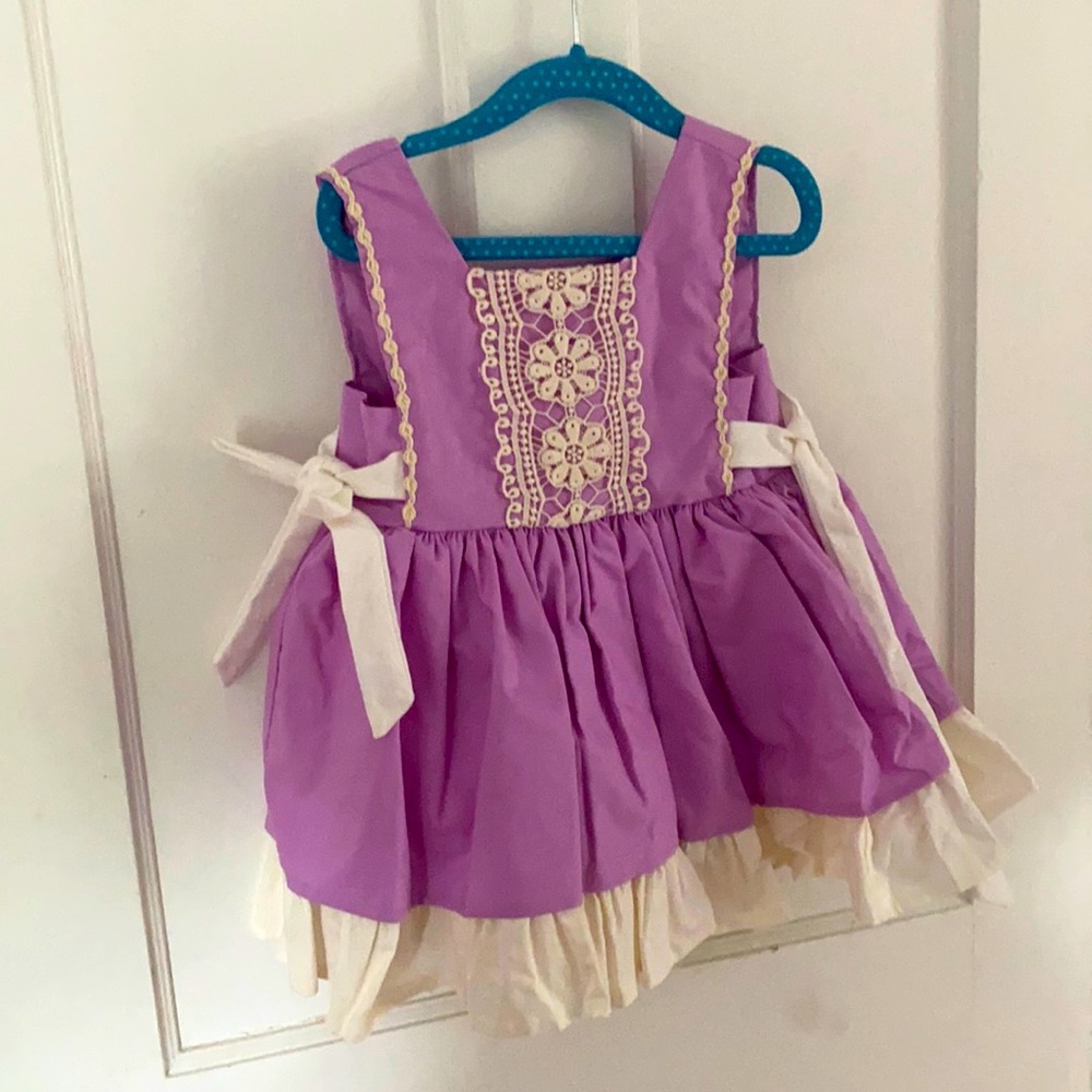 Little Bird gorgeous dress and shorts size 5
